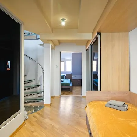 Apartment Urban Chic - Center - 3 Floors - Luxury - Piwna Warsaw