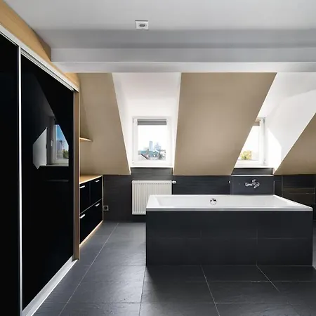 Urban Chic - Center - 3 Floors - Luxury - Piwna Apartment Warsaw