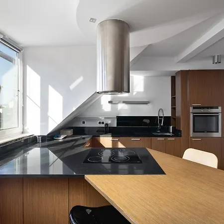 Urban Chic - Center - 3 Floors - Luxury - Piwna Warsaw